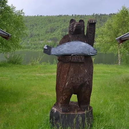 Tenon Eraekievari Moekit * Karigasniemi