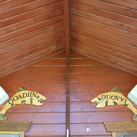 Πάρκο διακοπών Tenon Eraekievari Moekit Karigasniemi