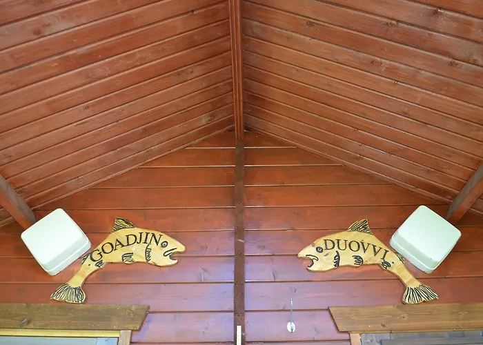 ホリデーパーク Tenon Eraekievari Moekit カリガスニエミ